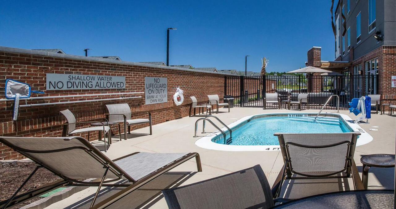 Hotel Courtyard By Marriott Columbia Cayce Exterior foto